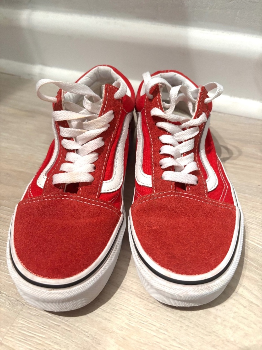 NWOT Vans Old Skool Low Top Sneakers- Racing Red/ True White- Women's Size 5.5
